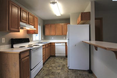 /international/us/825-s-elm-street-kennewick-wa-110107854190/