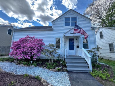 /international/us/935-gage-street-bennington-vt-110107937600/