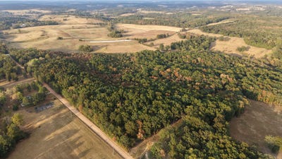 /international/us/4134-hatfield-road-norwood-mo-110110096639/
