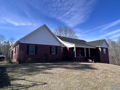 /international/us/485-county-road-806-cullman-al-110106316959/