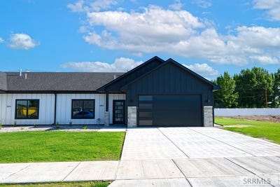 /international/us/285-birdie-thompson-drive-idaho-falls-id-110096872272/
