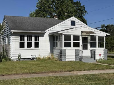 /international/us/301-s-35th-street-south-bend-in-110120533249/