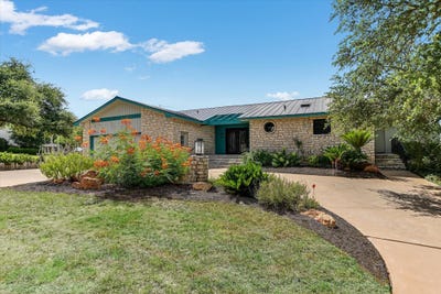 /international/us/1200-hi-circle-s-horseshoe-bay-tx-110100680284/