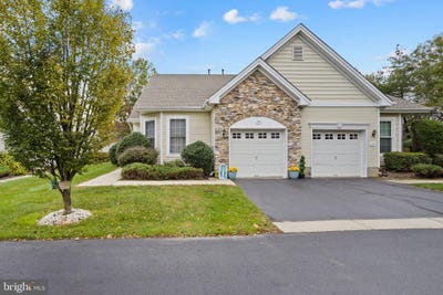 /international/us/151-meadowlark-drive-hamilton-nj-110107434085/