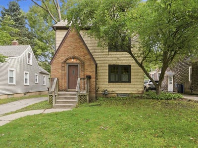 /international/us/1611-south-boulevard-ann-arbor-mi-110120044788/
