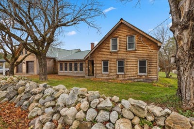 /international/us/240-forest-lake-road-winchester-nh-110103648956/