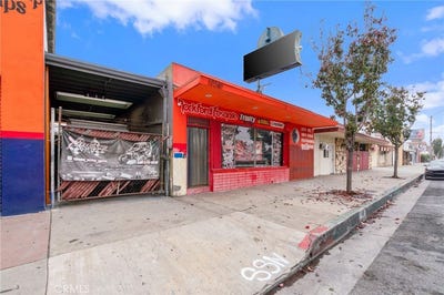/international/us/10240-atlantic-ave-south-gate-ca-110104267383/