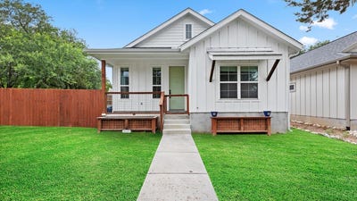 /international/us/2-stone-creek-cir-wimberley-tx-110109160252/