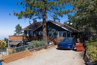 /international/us/29380-surrey-way-tehachapi-ca-110109658136/
