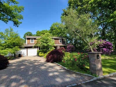 /international/us/2811-pine-avenue-ronkonkoma-ny-110097334042/?lang=en