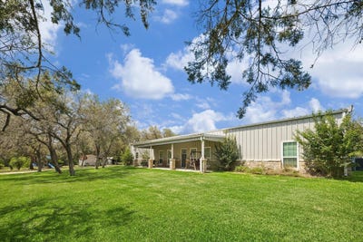 /international/us/575-county-road-342-hondo-tx-110108300624/