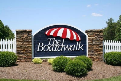 /international/us/lot-82-boardwalk-dr-moneta-va-110101209942/