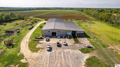 /international/us/137-gun-club-road-oak-grove-la-110108688217/