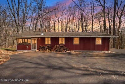 /international/us/1459-lake-lane-pocono-lake-pa-110107459813/