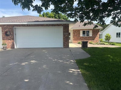 /international/us/806-28th-avenue-sw-willmar-mn-110108693221/