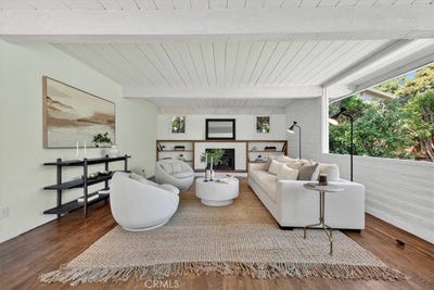 /international/us/12-merrill-way-carmel-valley-ca-110107992955/