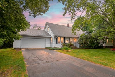 /international/us/709-brookside-drive-otsego-mi-110108723049/