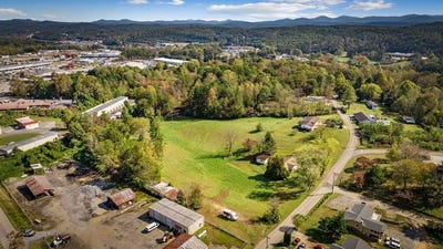 /international/us/121-orchard-boulevard-blue-ridge-ga-110103505005/