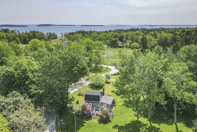 /international/us/108-colony-road-islesboro-me-110100520306/