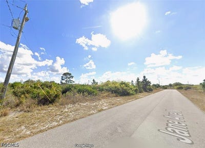 /international/us/6006-jane-avenue-n-lehigh-acres-fl-110120069140/