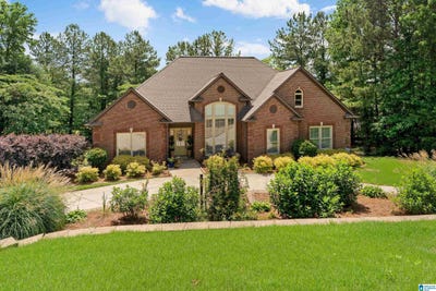 /international/us/7529-old-mill-circle-trussville-al-110108384050/