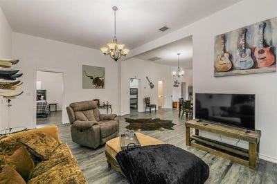 /international/us/2514-columbus-avenue-fort-worth-tx-110106962682/