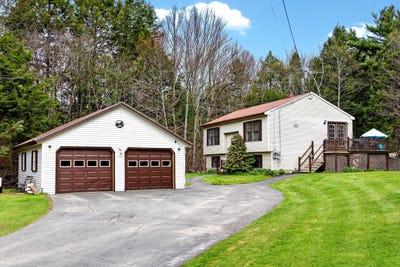 /international/us/48-hemlock-ridge-road-chelsea-me-110107986240/