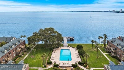 /international/us/823-lasalle-street-jacksonville-fl-110108399310/