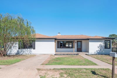 /international/us/712-15th-street-abernathy-tx-110110375309/