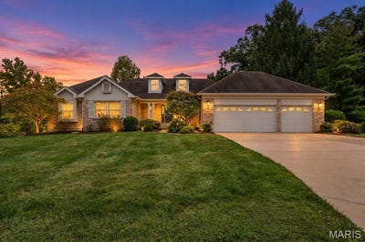 /international/us/17026-kimwood-court-chesterfield-mn-110120092626/