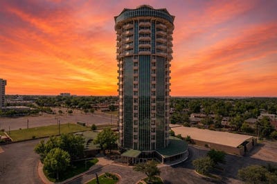 /international/us/5900-mosteller-drive-oklahoma-city-ok-110109070362/