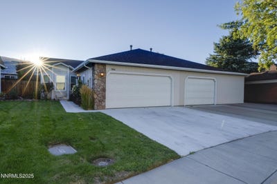 /international/us/3084-austin-lane-carson-city-nv-110101422820/