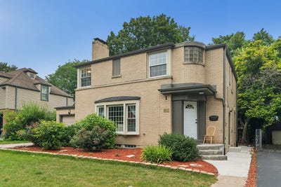 /international/us/2229-macdonald-lane-flossmoor-il-110110404160/