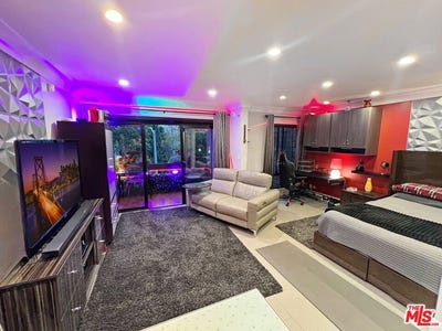 /international/us/950-n-kings-rd-west-hollywood-ca-110099239433/