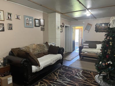 /international/us/7844-knobs-rd-union-wv-110106817674/