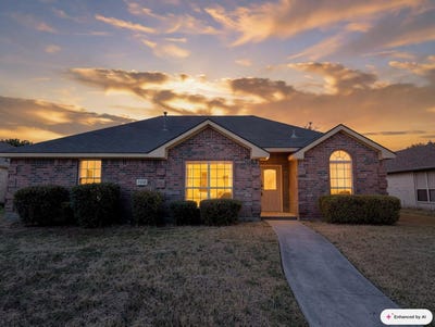 /international/us/7513-bryn-mawr-drive-rowlett-tx-110120146850/