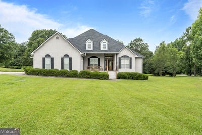 /international/us/133-gates-road-lizella-ga-110109491215/