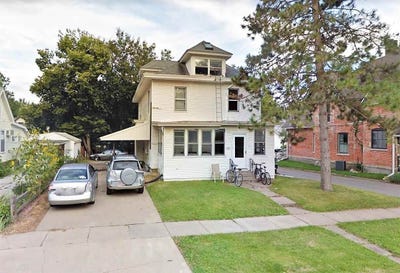 /international/us/420-n-gilbert-st-iowacity-ia-110100312954/