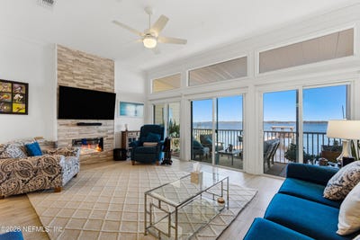 /international/us/315-scenic-point-lane-fleming-island-fl-110105397161/