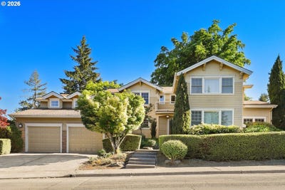 /international/us/17151-wall-st-lakeoswego-or-110107991253/