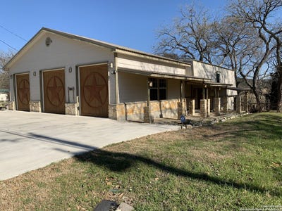 /international/us/1080-guadalupe-new-braunfels-tx-110120097838/