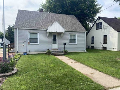 /international/us/74-16th-street-clintonville-wi-110100841992/