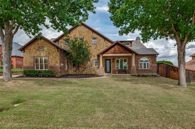 /international/us/3201-wildpointe-court-mansfield-tx-110120498699/