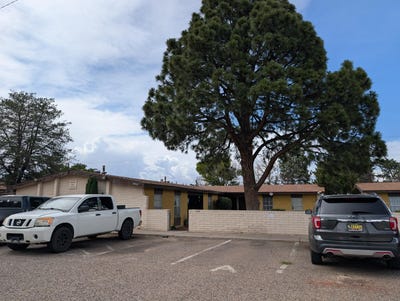 /international/us/8013-marquette-avenue-ne-albuquerque-nm-110108585965/