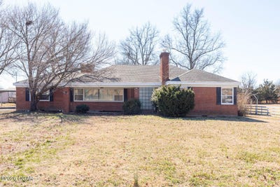 /international/us/830-w-elm-street-columbus-ks-110105950451/