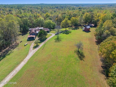 /international/us/101-red-ribbon-road-westport-tn-110104539495/
