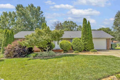 /international/us/412-holly-lane-mauldin-sc-110109026621/