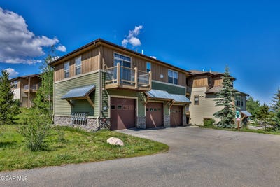 /international/us/175-gcr-8340-unit-1-fraser-co-110100585020/