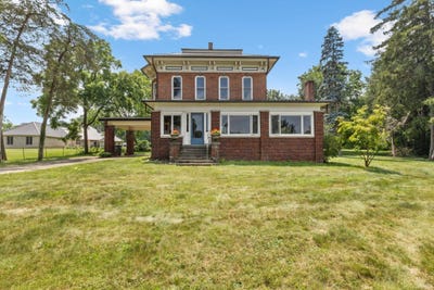 /international/us/313-bristol-avenue-middlebury-in-110109474207/