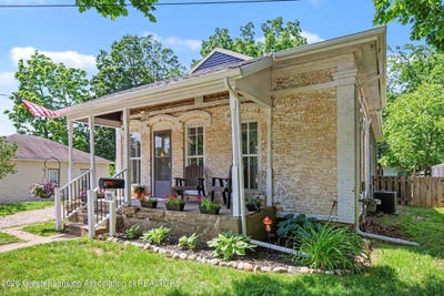 /international/us/215-torrey-street-grand-ledge-mi-110108853974/